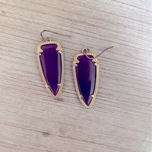 Kendra Scott arrowhead shaped earrings. Dark purple.